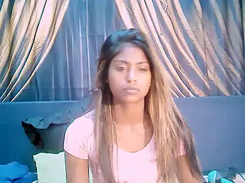 Snapshot of indiantimtim4u chatting on December 10, 9:11 pm indiantimtim4u online show from December 10, 9:11 pm