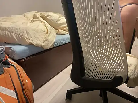 loinclothgay online show from January 8, 7:45 am