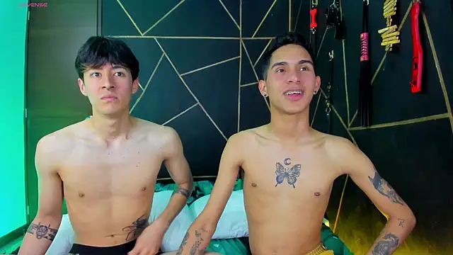 Snapshot of MillersKink chatting on December 14, 4:09 pm MillersKink online show from December 14, 4:09 pm