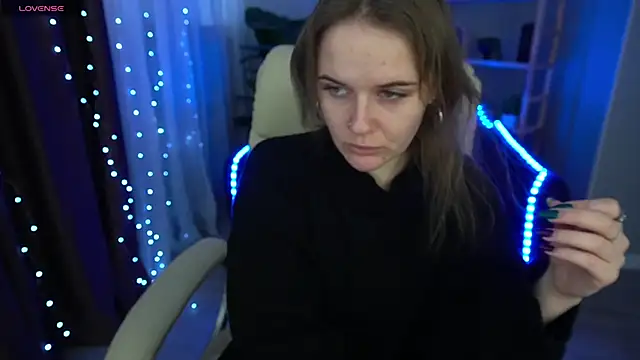 Snapshot of MaribelRiverr_ chatting on January 17, 6:36 am MaribelRiverr online show from January 17, 6:36 am