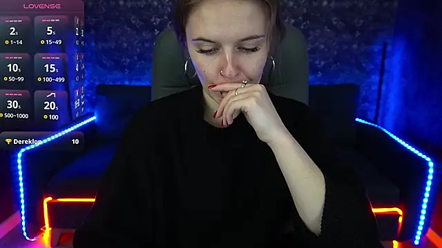 Snapshot of MaribelRiverr_ chatting on January 27, 9:55 am MaribelRiverr online show from January 27, 9:55 am