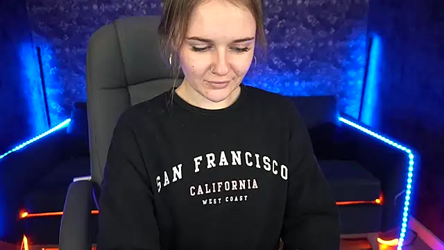 Snapshot of MaribelRiverr_ chatting on February 10, 12:50 pm MaribelRiverr online show from February 10, 12:50 pm