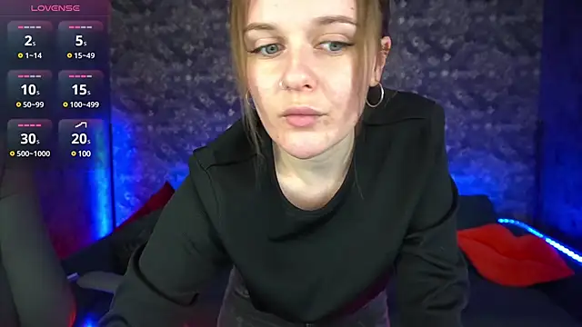 Snapshot of MaribelRiverr_ chatting on February 28, 9:47 am MaribelRiverr online show from February 28, 9:47 am