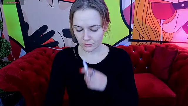 Snapshot of MaribelRiverr_ chatting on November 22, 6:34 am MaribelRiverr online show from November 22, 6:34 am