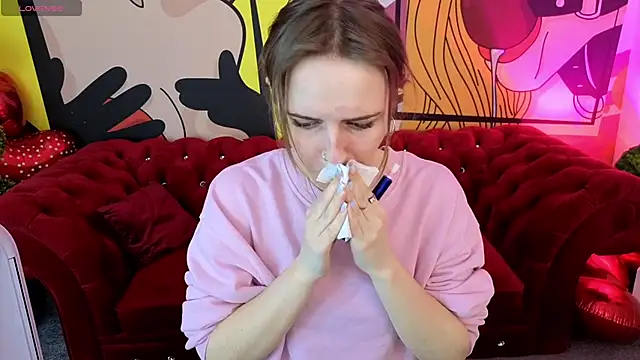 MaribelRiverr  online show from April 7, 5:30 am