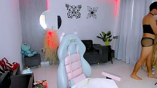 Snapshot of melany__sweet_ chatting on November 14, 9:02 pm melany sweet online show from November 14, 9:02 pm