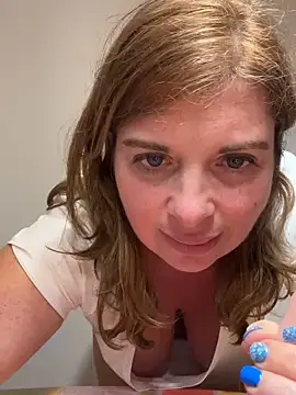 Lombada online show from December 13, 9:20 pm