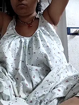 miss-Riy online show from April 4, 5:21 pm