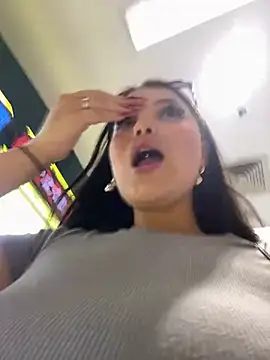 Chloe  Moon online show from March 9, 12:31 pm