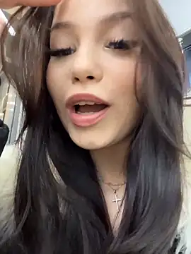 Chloe  Moon online show from February 1, 2:04 pm