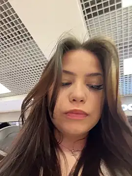 Chloe  Moon online show from April 7, 2:06 pm