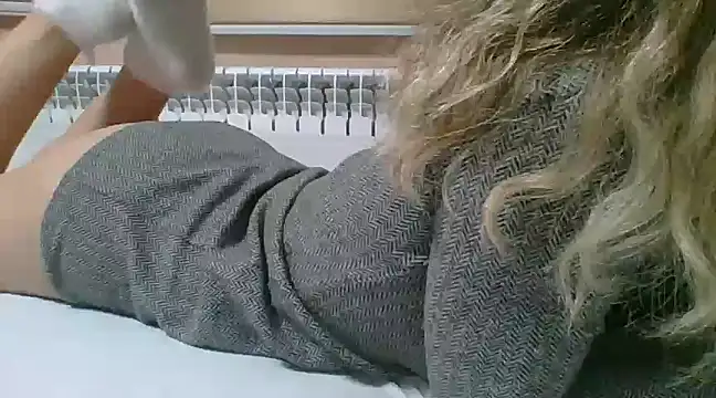 Snapshot of Emma_99 chatting on February 1, 2:34 pm Emma 99 online show from February 1, 2:34 pm