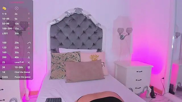 PollyGrey  online show from September 26, 3:54 am