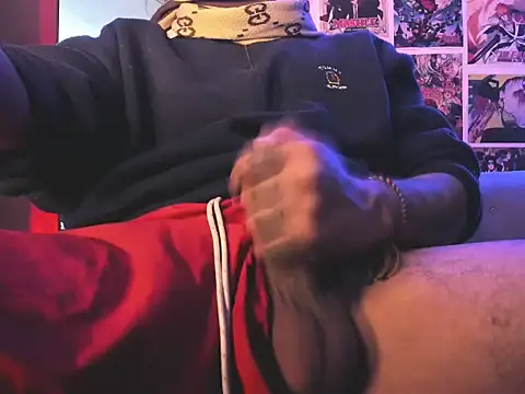 Snapshot of jonhcarrie chatting on November 30, 12:14 am jonhcarrie online show from November 30, 12:14 am