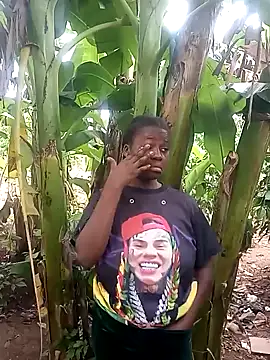 Black juicy24 online show from February 10, 1:55 pm