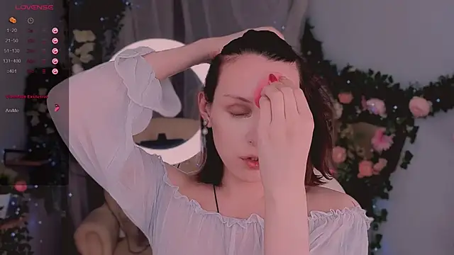  yourFoxy  online show from December 21, 2:15 pm