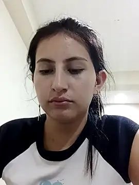 Salomecam30 online show from December 17, 2:23 am