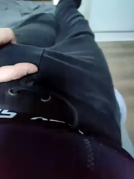 Snapshot of poldek38 chatting on January 7, 2:19 pm poldek38 online show from January 7, 2:19 pm