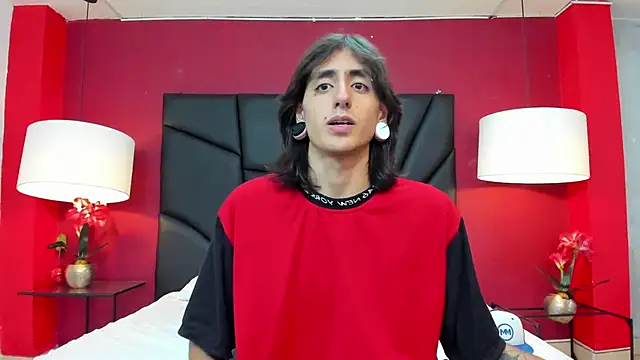 Matthew Dixonn online show from December 3, 4:14 am