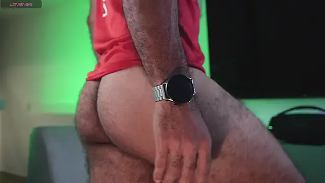 Snapshot of orion1993 chatting on October 29, 3:14 pm orion1993 online show from October 29, 3:14 pm