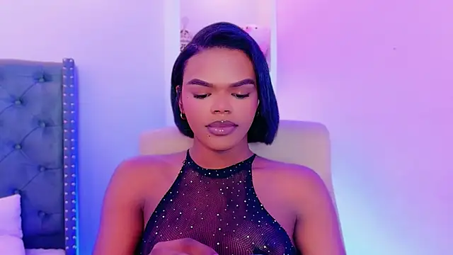 CamiEstrada online show from September 12, 9:37 pm