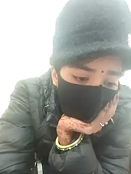 Snapshot of ks536191 chatting on January 18, 4:59 am ks536191 online show from January 18, 4:59 am