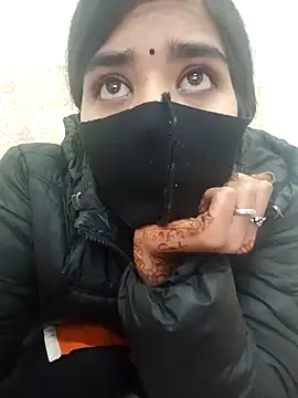 Snapshot of ks536191 chatting on January 18, 11:00 am ks536191 online show from January 18, 11:00 am