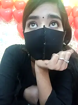 Snapshot of ks536191 chatting on February 1, 8:08 am ks536191 online show from February 1, 8:08 am