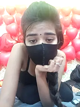 Snapshot of ks536191 chatting on February 11, 10:26 am ks536191 online show from February 11, 10:26 am