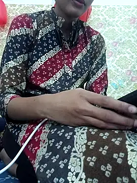 Snapshot of ks536191 chatting on February 16, 4:53 am ks536191 online show from February 16, 4:53 am