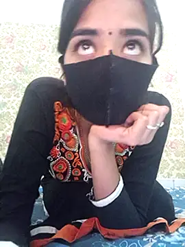 Snapshot of ks536191 chatting on March 4, 5:21 am ks536191 online show from March 4, 5:21 am