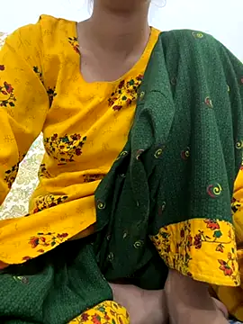 Snapshot of ks536191 chatting on October 3, 4:31 am ks536191 online show from October 3, 4:31 am