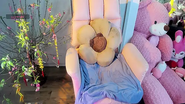  Dau  online show from February 10, 6:35 pm