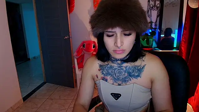 Snapshot of TinnaDawsom chatting on October 25, 11:21 pm TinnaDawsom online show from October 25, 11:21 pm