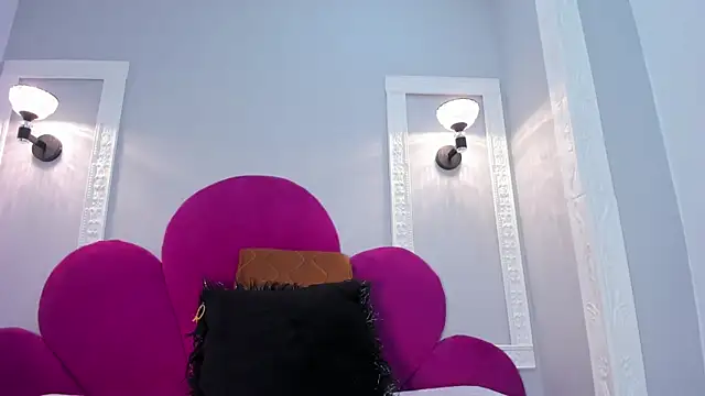 Ambber moon online show from March 19, 9:49 am