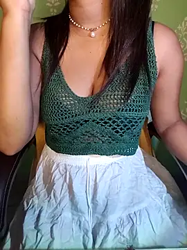 Snapshot of QueenOfHeart_07 chatting on December 2, 6:25 pm QueenOfHeart 07 online show from December 2, 6:25 pm