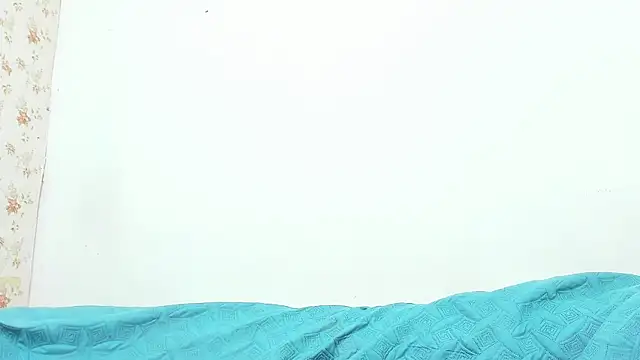 kira mz online show from March 6, 11:58 am