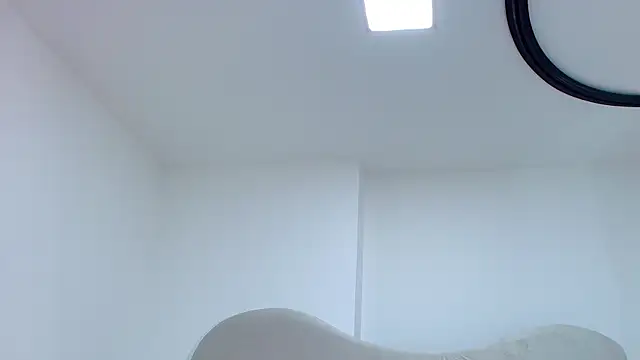 kira mz online show from November 27, 12:07 pm