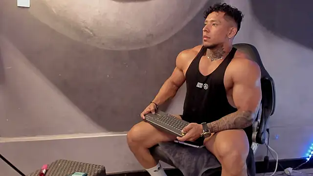 bradley smith online show from January 18, 10:49 am