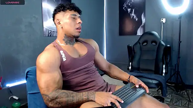 bradley smith online show from September 10, 5:40 am