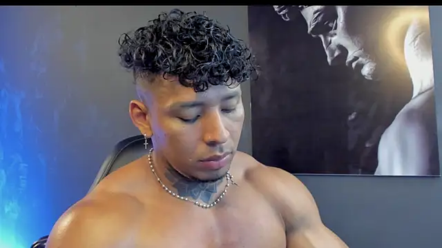 bradley smith online show from November 15, 8:38 pm