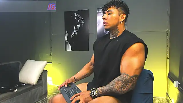 bradley smith online show from March 2, 3:52 pm