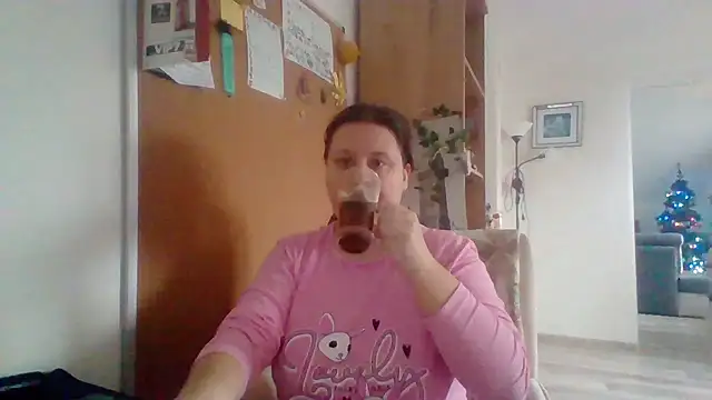 Snapshot of ReifeVenna chatting on December 12, 10:13 am ReifeVenna online show from December 12, 10:13 am