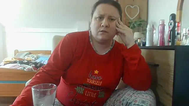 Snapshot of ReifeVenna chatting on March 19, 10:44 am ReifeVenna online show from March 19, 10:44 am