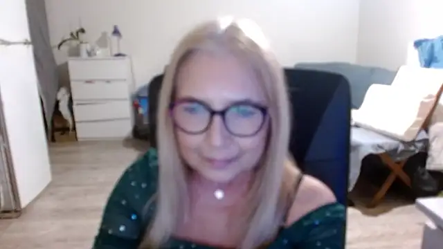 sofia xkiss online show from February 14, 6:08 pm