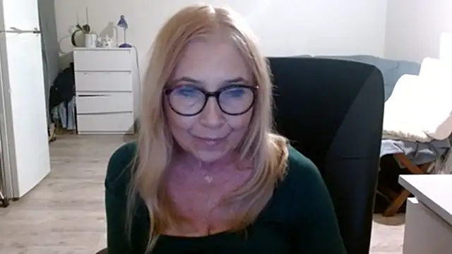 sofia xkiss online show from February 25, 5:58 pm