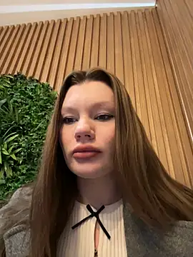 Snapshot of justmila chatting on December 18, 3:11 pm justmila online show from December 18, 3:11 pm