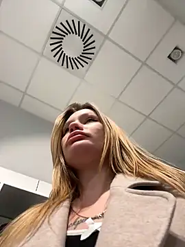 justmila online show from November 22, 12:37 pm