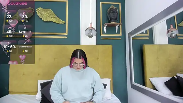 Snapshot of BellaPeers_ chatting on January 24, 11:37 am BellaPeers online show from January 24, 11:37 am