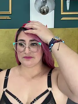 Snapshot of BellaPeers_ chatting on January 30, 5:49 pm BellaPeers online show from January 30, 5:49 pm